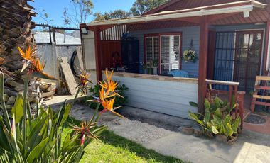 Casa en venta con piscina, comuna del Quisco