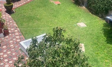 Casa en venta: 4 recámaras, 4 recámaras, 300m2 de jardín