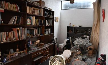 Casa en venta: 4 recámaras, 4 recámaras, 300m2 de jardín
