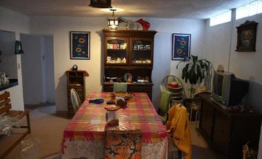Casa en venta: 4 recámaras, 4 recámaras, 300m2 de jardín