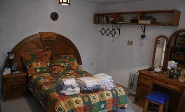 Casa en venta: 4 recámaras, 4 recámaras, 300m2 de jardín