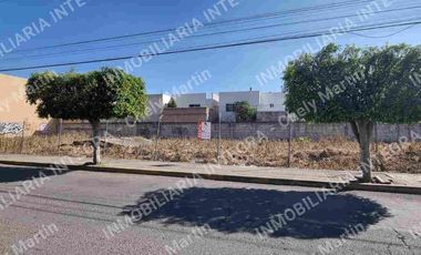 RENTA DE LOTE COMERCIAL EN IRAPUATO, GTO. EXCELENTE UBICACIÓN. IDEAL PARA FINCAR TIENDAS DE CONVENIENCIA, BANCOS, ETC.