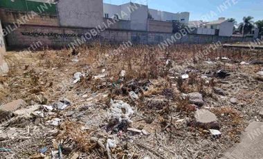 RENTA DE LOTE COMERCIAL EN IRAPUATO, GTO. EXCELENTE UBICACIÓN. IDEAL PARA FINCAR TIENDAS DE CONVENIENCIA, BANCOS, ETC.