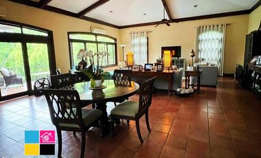 For Sale Mediterranean House with Swimming Pool in North Town Subdivision