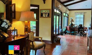 For Sale Mediterranean House with Swimming Pool in North Town Subdivision