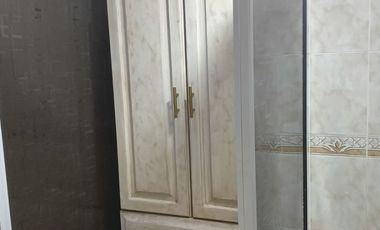 CASA DE 3 NIVELES RECIEN REMODELADA, 4 RECAMARAS CON CLOSET