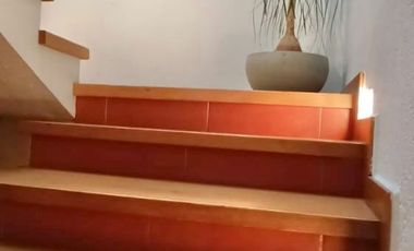 CASA EN RENTA (amueblada) O EN VENTA EN FRACC. SAN ANTONIO REGLA MUY CERCA DE AV. LAS TORRES COL. SAN SALVADOR TIZATLALLI
