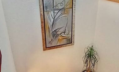 CASA EN RENTA (amueblada) O EN VENTA EN FRACC. SAN ANTONIO REGLA MUY CERCA DE AV. LAS TORRES COL. SAN SALVADOR TIZATLALLI
