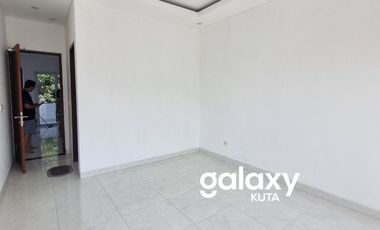 DISEWAKAN RUMAH 2 LANTAI PERUM TAMAN NUSANTARA JIMBARAN BADUNG, BALI