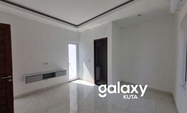 DISEWAKAN RUMAH 2 LANTAI PERUM TAMAN NUSANTARA JIMBARAN BADUNG, BALI