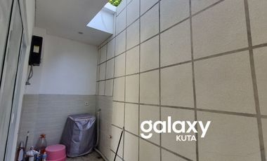 DISEWAKAN RUMAH 2 LANTAI PERUM TAMAN NUSANTARA JIMBARAN BADUNG, BALI