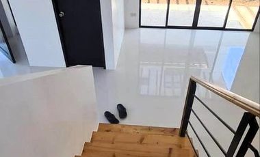 3 Bedroom House and Lot for rent and Assume In Minglanilla cebu