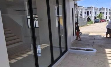 3 Bedroom House and Lot for rent and Assume In Minglanilla cebu