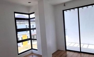 3 Bedroom House and Lot for rent and Assume In Minglanilla cebu