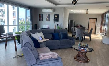 New apartment for sale, size 40 rooms + 2 penthouse, Sukhumvit 50, near BTS On Nut, size 5 floors, usable area 1900 sq m., price 120 million.
