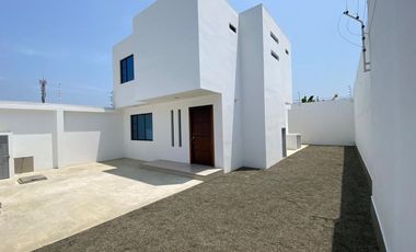 casa de venta en manta costa azul