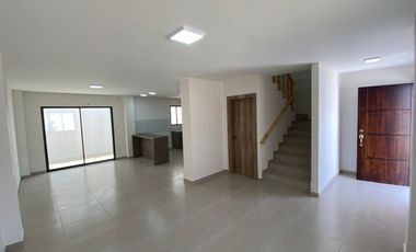 casa de venta en manta costa azul