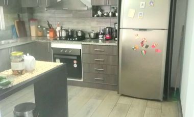 CASA EN VENTA O CAMBIO CONJUNTO VISTA REAL NORTE DE QUITO