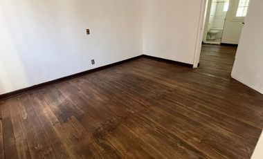 Acogedora casa; muros concreto, no paga contribuciones