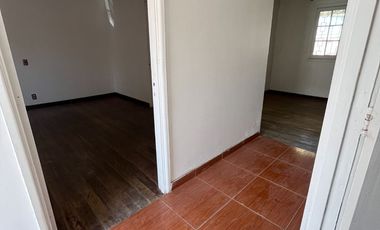Acogedora casa; muros concreto, no paga contribuciones