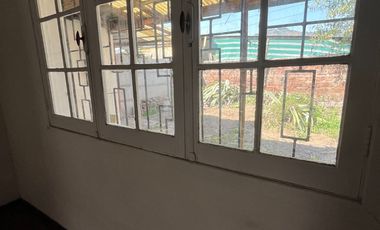 Acogedora casa; muros concreto, no paga contribuciones