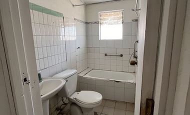 Acogedora casa; muros concreto, no paga contribuciones