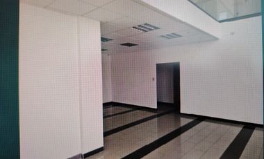 PLANTA PRIMER PISO OFICNAS COMERCIALES 250 Mts2. PAIPOTE