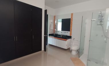 Se vende hermosa casa campestre al oriente de Neiva