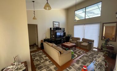 VENDO AMPLIA CASA IDEAL PARA FAMILIA EN LOMAS HUASI