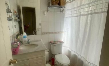 VENDO AMPLIA CASA IDEAL PARA FAMILIA EN LOMAS HUASI