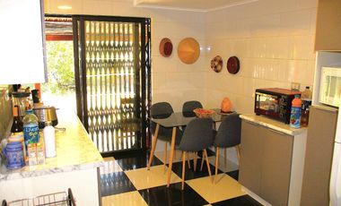 CASA MARTIN DE ZAMORA CON MANQUEHUE, LAS CONDES, 442 M2 TERRENO, 5 DORMITORIOS, 3 BAÑOS, ESTACIONAMIENTOS, EXCELENTE PATIO