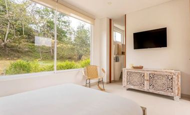 TE RENTO LINDA FINCA LLANOGRANDE LLAMANOS AL3044798828 DISFRUTA DE UNA AGRADABLE ESTADIA!!