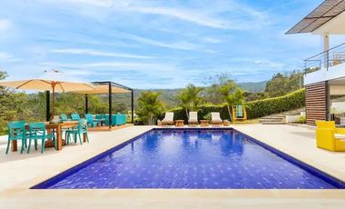 TE RENTO LINDA FINCA LLANOGRANDE LLAMANOS AL3044798828 DISFRUTA DE UNA AGRADABLE ESTADIA!!