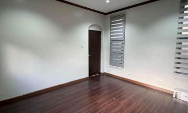 2-Storey House w/ 4-Bedrooms for Rent in Bacoor, Cavite