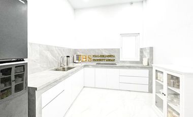 Jual Rumah Baru Renovasi Fully Furnished Komplek Adam Malik Riverside Medan