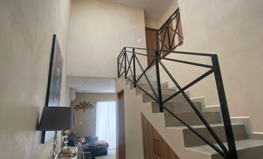 Casa En Venta Con Hermoso Vitral