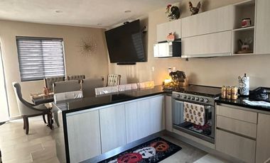 Casa En Venta Con Hermoso Vitral