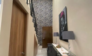 Casa En Venta Con Hermoso Vitral