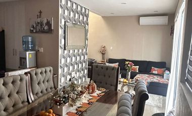Casa En Venta Con Hermoso Vitral