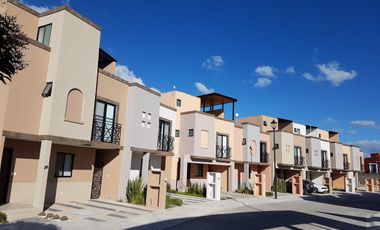 Casa En Venta Con Hermoso Vitral