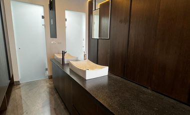 Casa residencial de lujo en Lomas del Campanario Norte