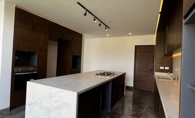 Casa residencial de lujo en Lomas del Campanario Norte