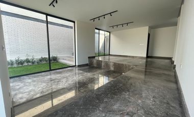 Casa residencial de lujo en Lomas del Campanario Norte