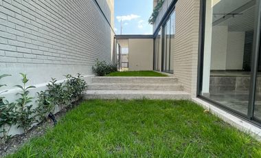 Casa residencial de lujo en Lomas del Campanario Norte