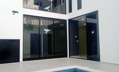 RESIDENCIA EN VENTA CUATRO RECAMARAS Y ALBERCA FRACC MONTE MAGNO
