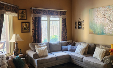 En VENTA Casa con acabados de lujo en Campos Eliseos Fraccionamiento Cerrada del Sol II