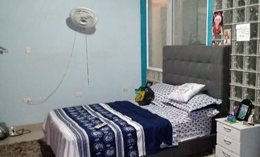 VENTA CASA  TRES PISOS YUMBO -DOS APARTAMENTOS