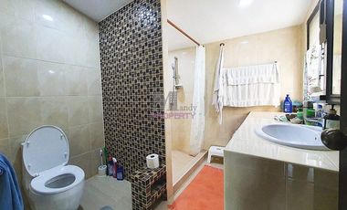 House for sale in Korat, behind Wat Suthachinda