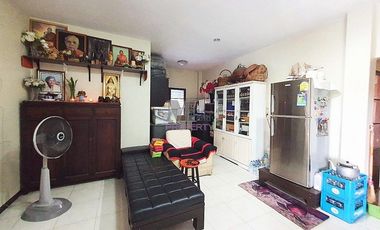 House for sale in Korat, behind Wat Suthachinda
