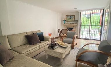 CASA DE 2 NVIELES PARA LA VENTA, POBLADO, SECTOR EL TESORO